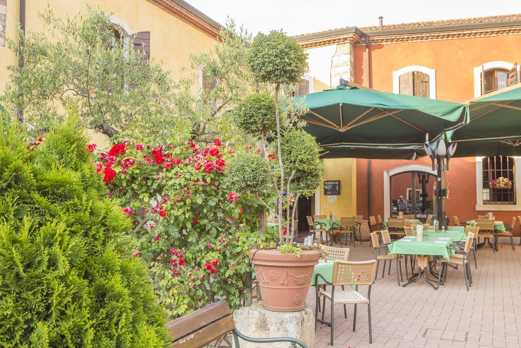 Hotel Antichi Cortili Dossobuono Εξωτερικό φωτογραφία
