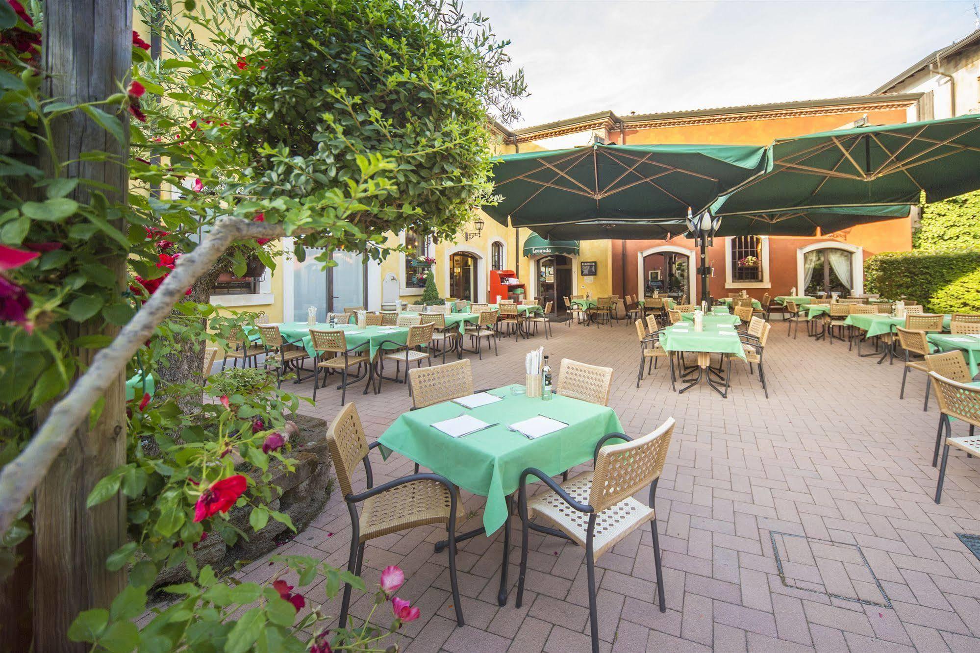 Hotel Antichi Cortili Dossobuono Εξωτερικό φωτογραφία